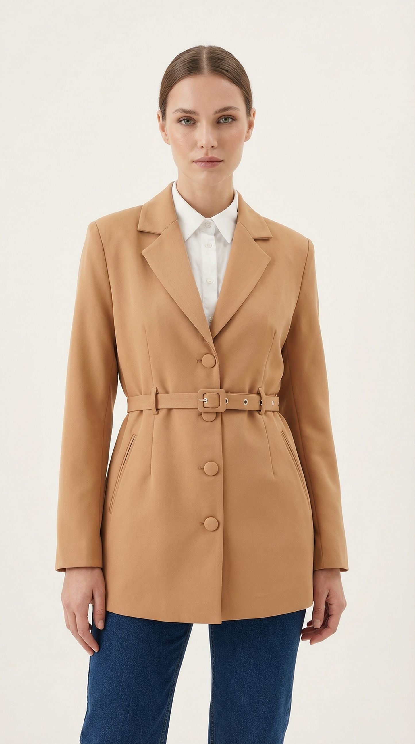 Карамелено сако с колан