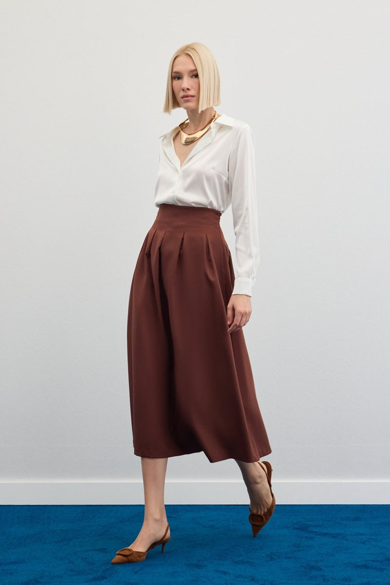 Разкроена миди пола с висока талия в кафяв цвят