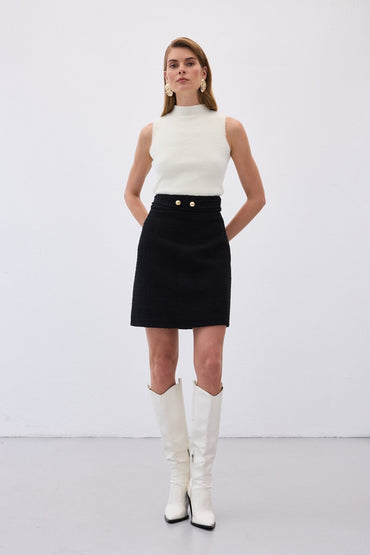 Къса туид пола в черно