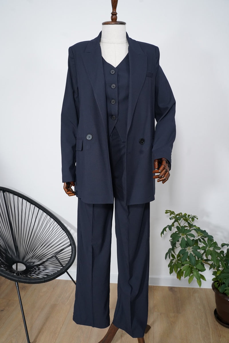 Тъмносин елегантен комплект с панталон, елек и сако