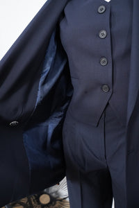 Тъмносин елегантен комплект с панталон, елек и сако