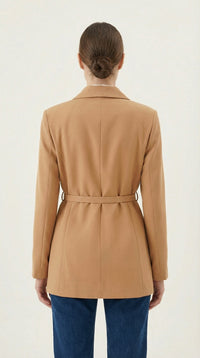 Карамелено сако с колан