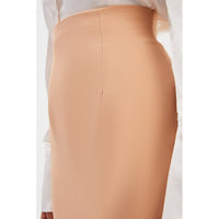 Класическа пола-молив в пясъчно-бежово