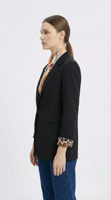 Черно сако с леопардови маншети