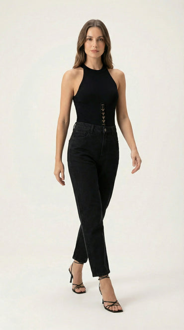 Mom-fit дънки с висока талия в черно