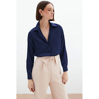 Сатенена риза в нощно синьо