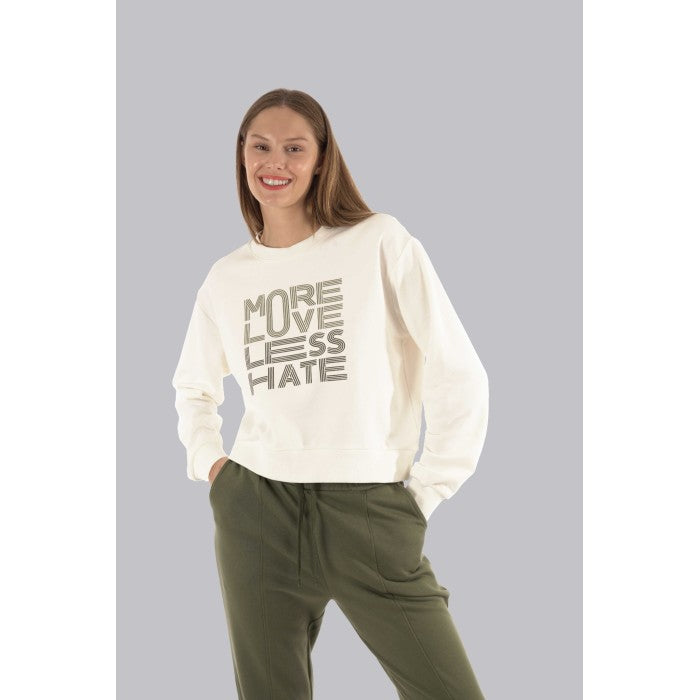 Спортен комплект с надпис в екрю и маслинено зелено